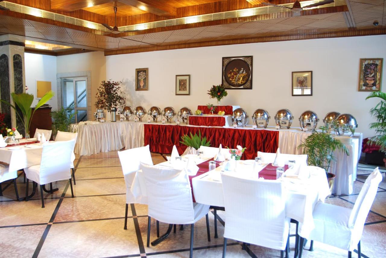 Hotel Corbett Kingdom Rāmnagar Eksteriør bilde